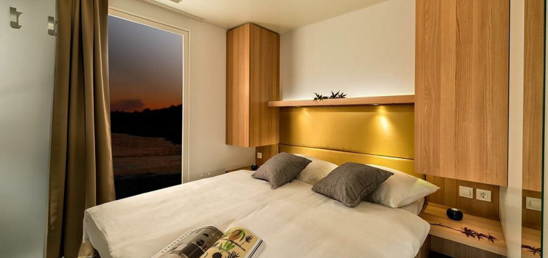 Cottage_superior_camera_doppia